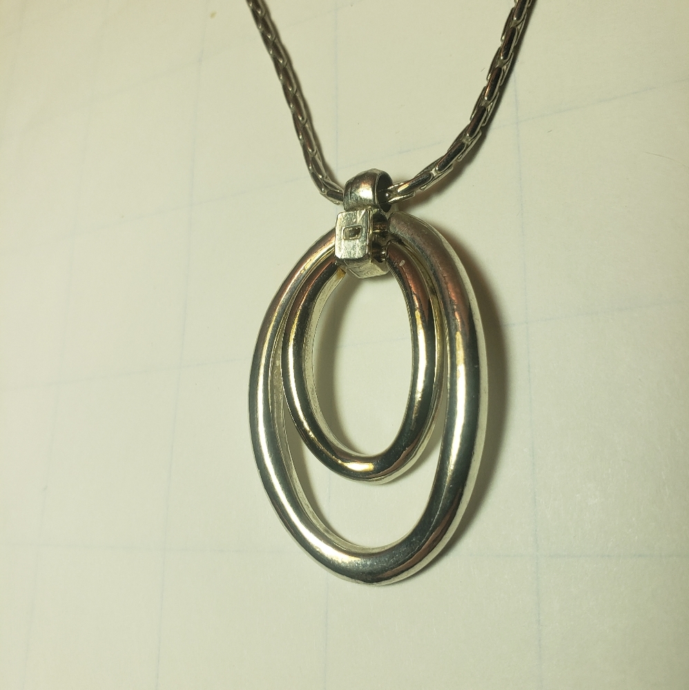 Vintage Silver Tone Long Necklace with Oval Rings Pendant